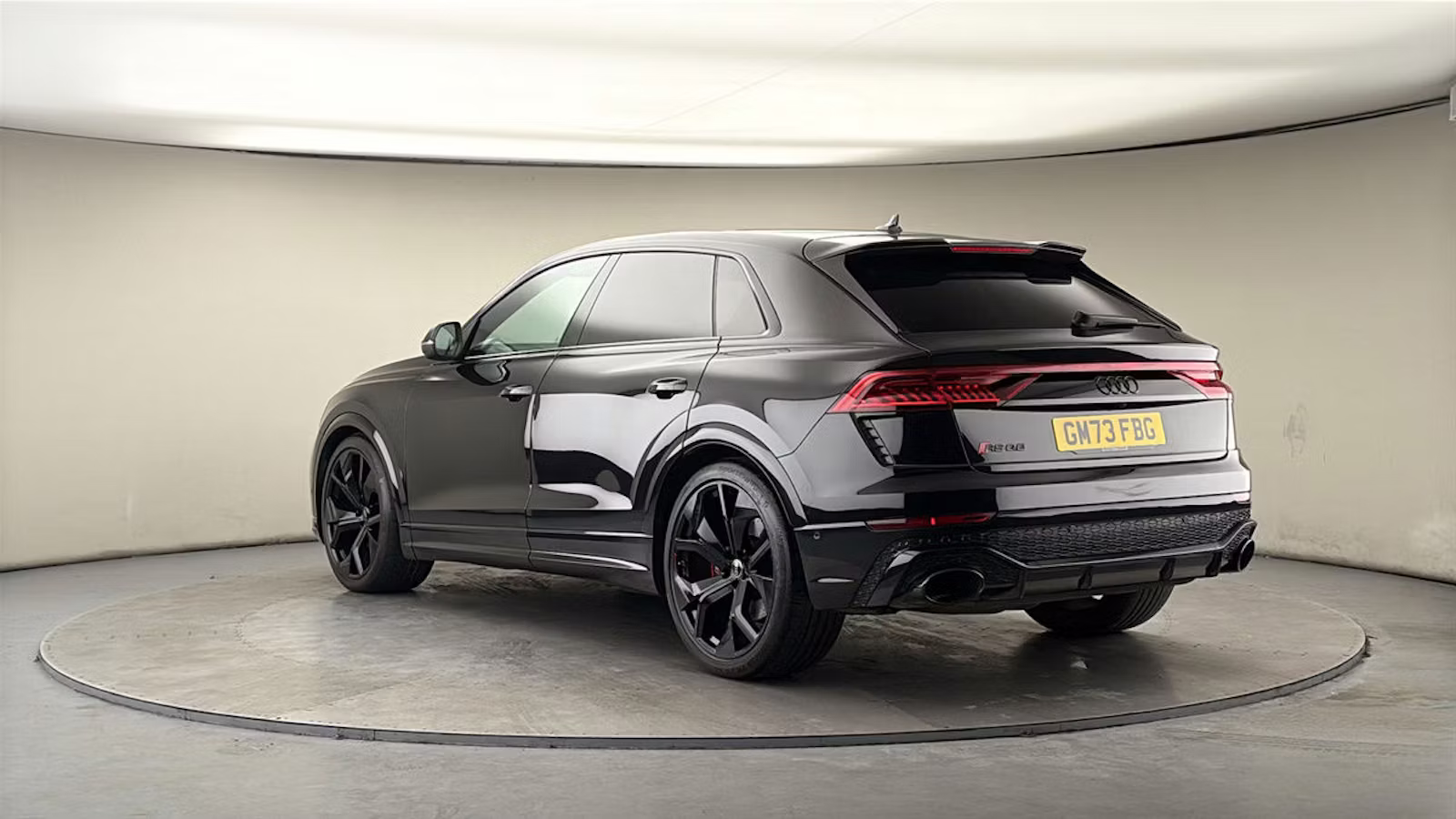 Audi RS Q8 TFSI - Image 2