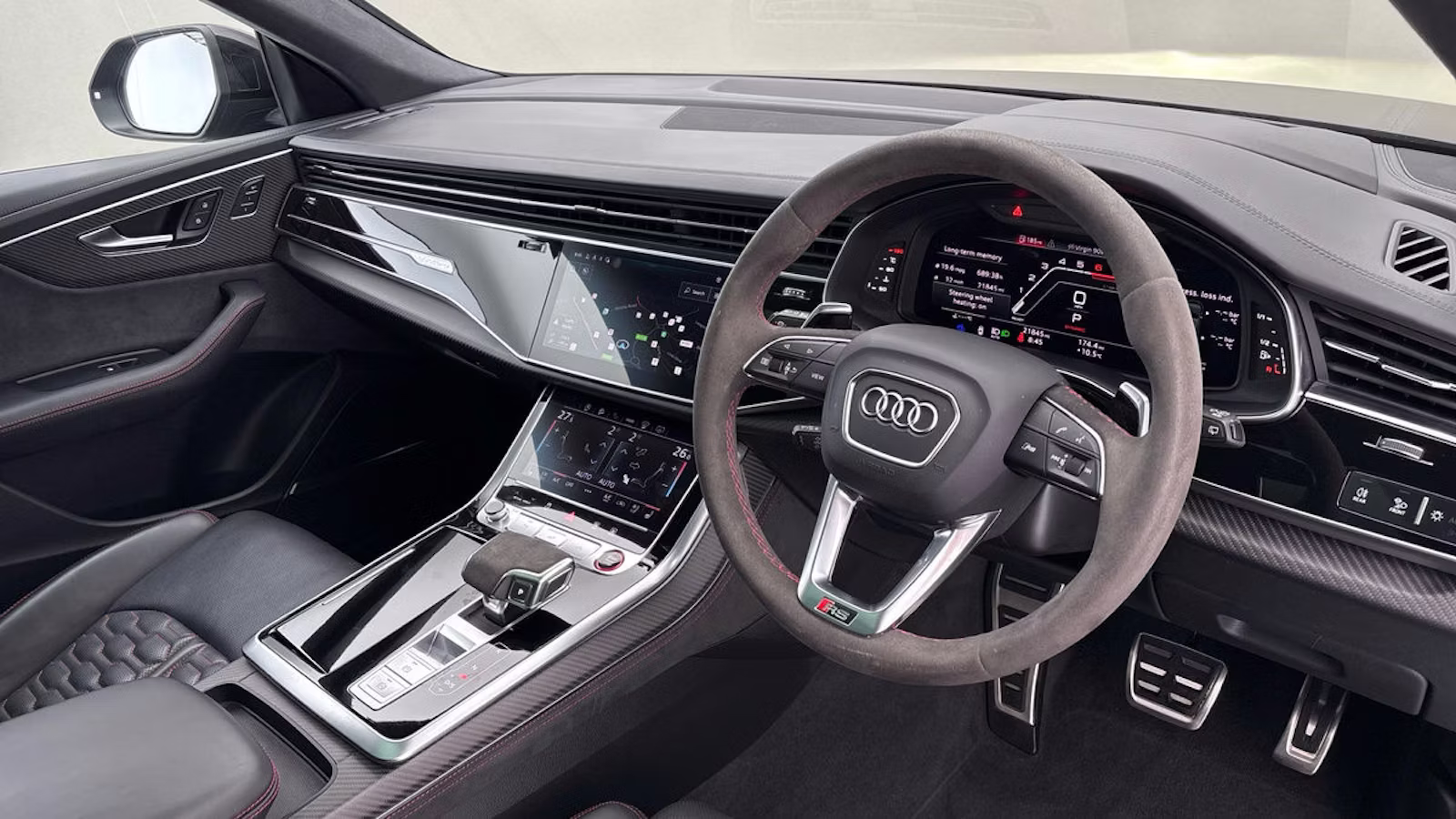 Audi RS Q8 TFSI - Image 5