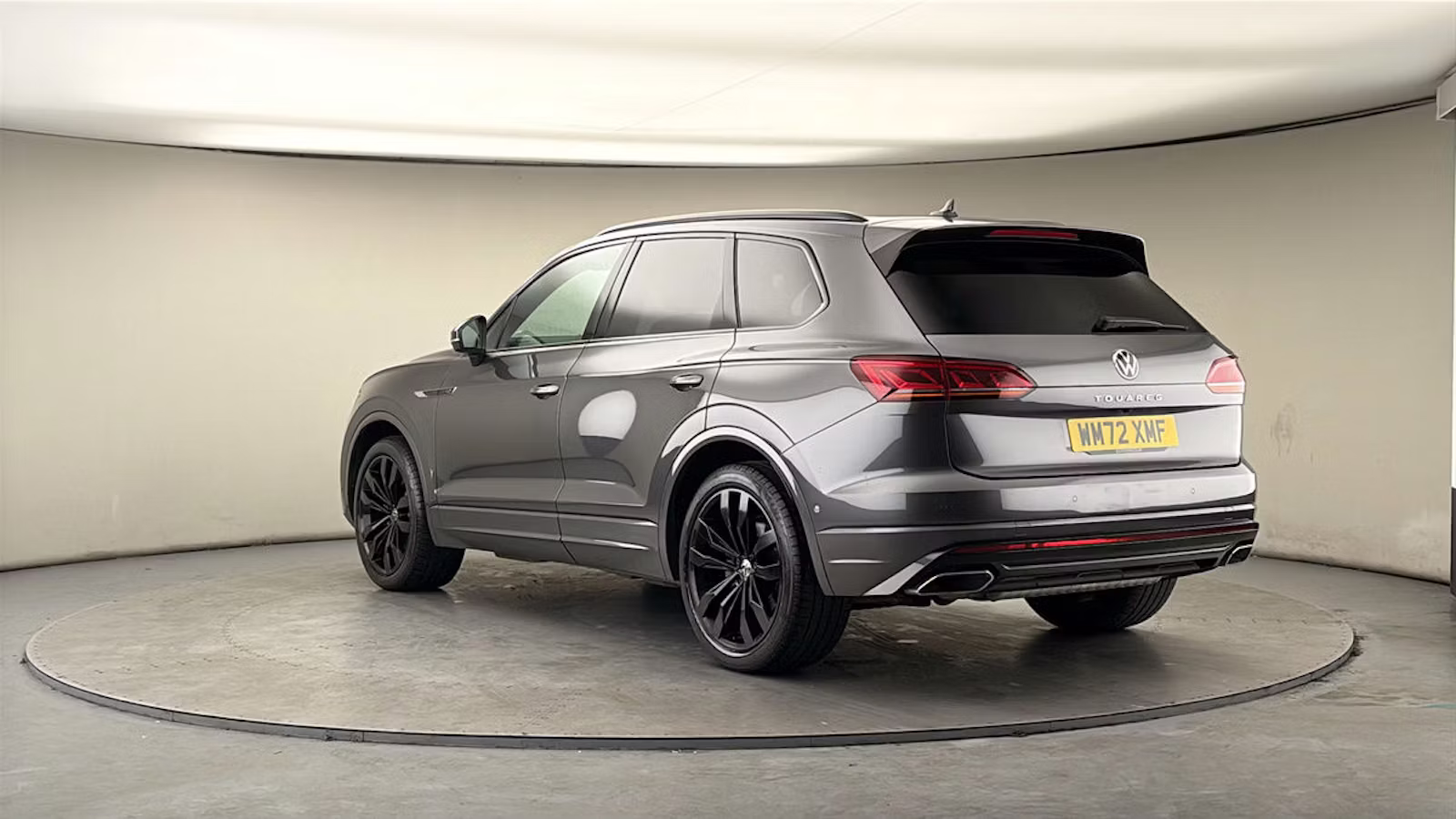 Volkswagen Touareg R eHybrid - Image 2