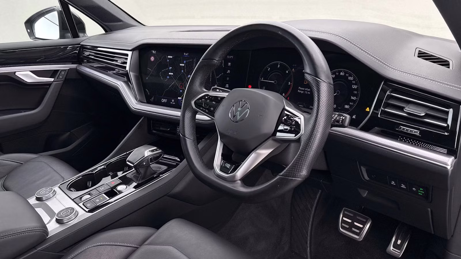 Volkswagen Touareg R eHybrid - Image 5